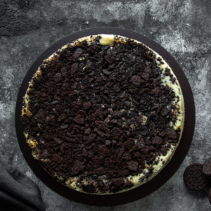 Irresistible Handmade Frozen Oreo Cheesecake - 900g, Pre-cut into 8 Parts, Pack of 4 for Ultimate Delight