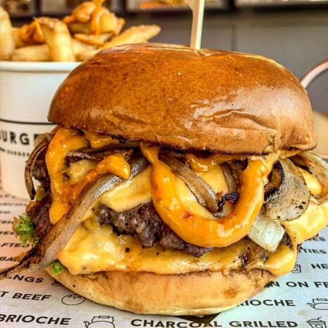 Mums Sauce DZ 950 ML Bottle commercial 3 Mums Sauce Dz 950 Ml Bottle Commercial 3