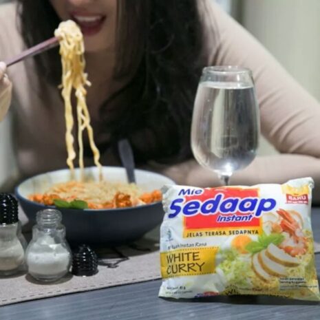 Mie Sedaap Mie White Curry Commercial 2 Mie Sedaap Mie White Curry Commercial 2