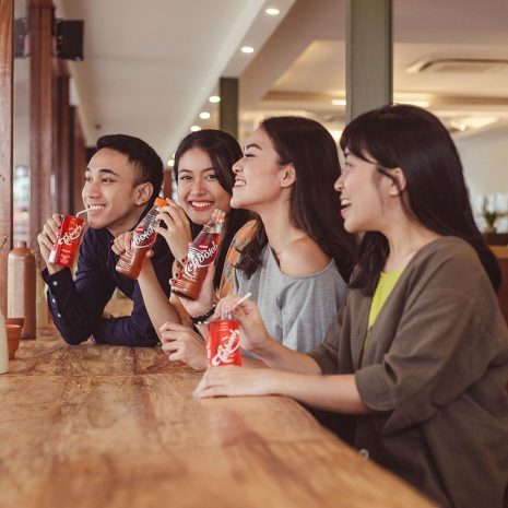 Sosro Original 350 ML Bottle PET Tetrapak commercial 7 Sosro Original 350 Ml Bottle Pet Tetrapak Commercial 7